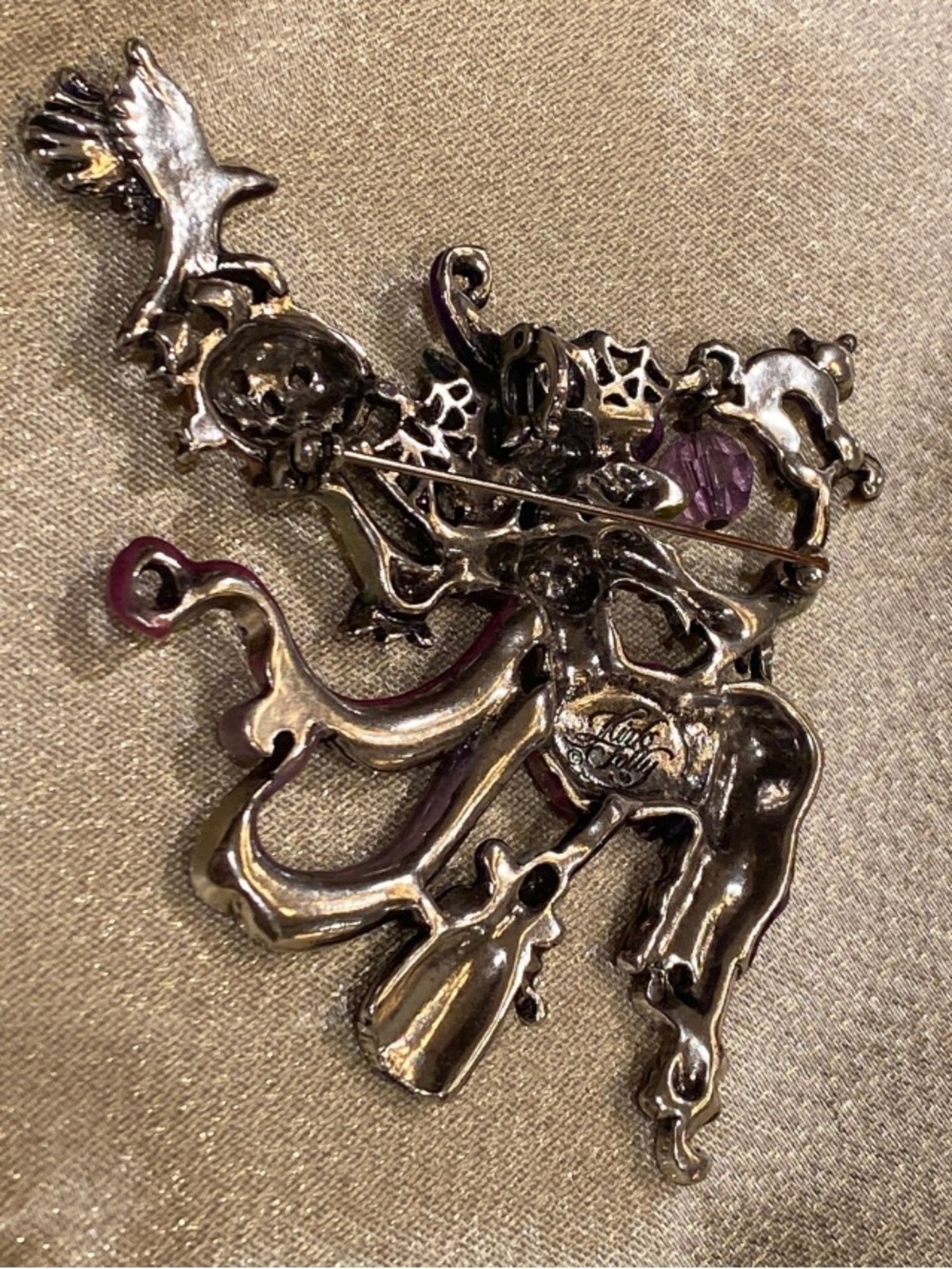 Vintage Large Kirks Folly Enamel Enchantress Witch Brooch with Pumpkin and Crow - Picture 4 of 7